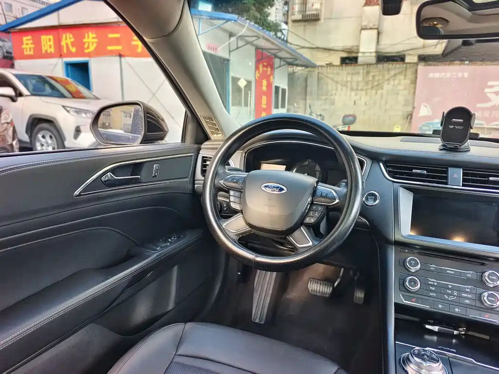 Ford Taurus 2017 EcoBoost 180 Luxury