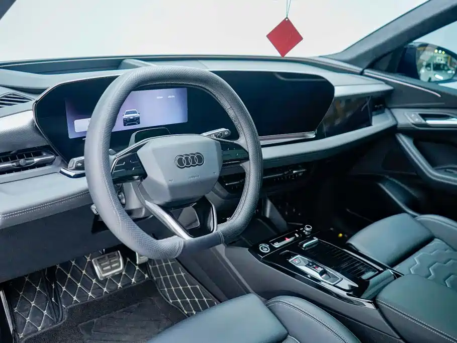 Audi Q6L e-tron