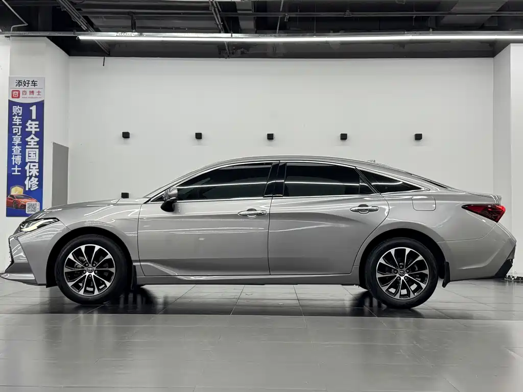 Toyota Avalon — миниатюра 11