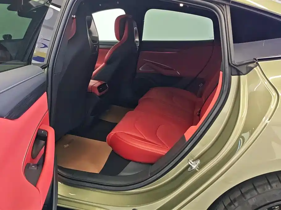 XIAOMI CAR XIAOMI SU7