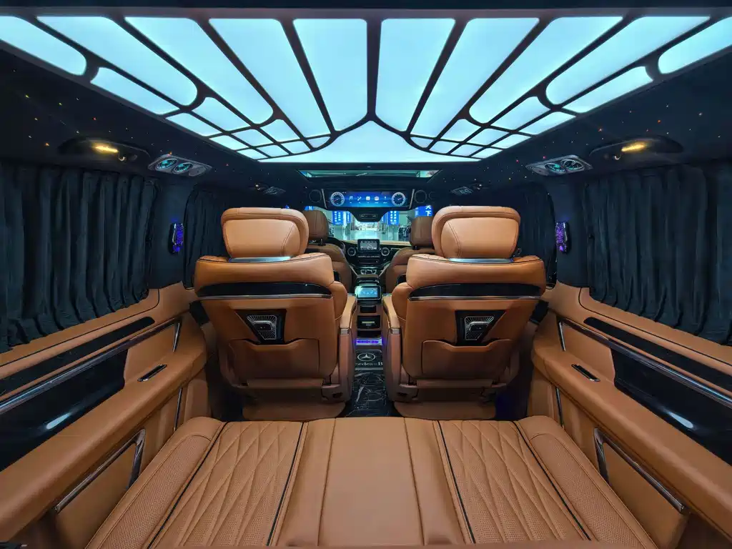 Mercedes-Benz V-Class — миниатюра 15
