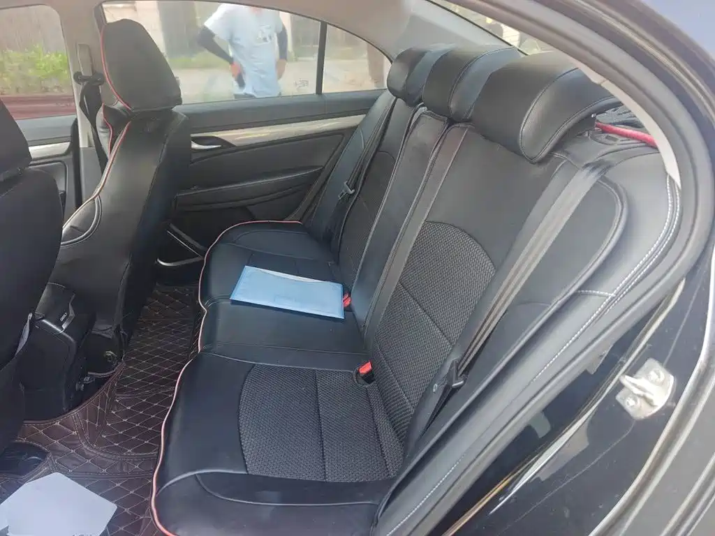 Geely Emgrand — миниатюра 13