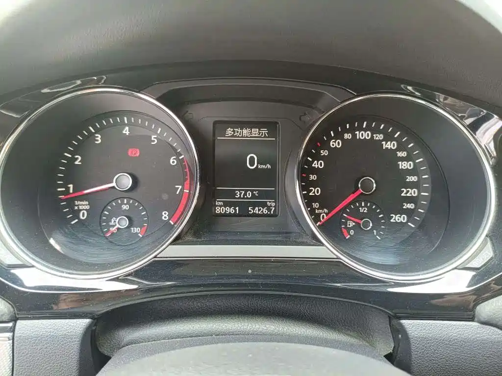 Volkswagen Sagitar — миниатюра 10