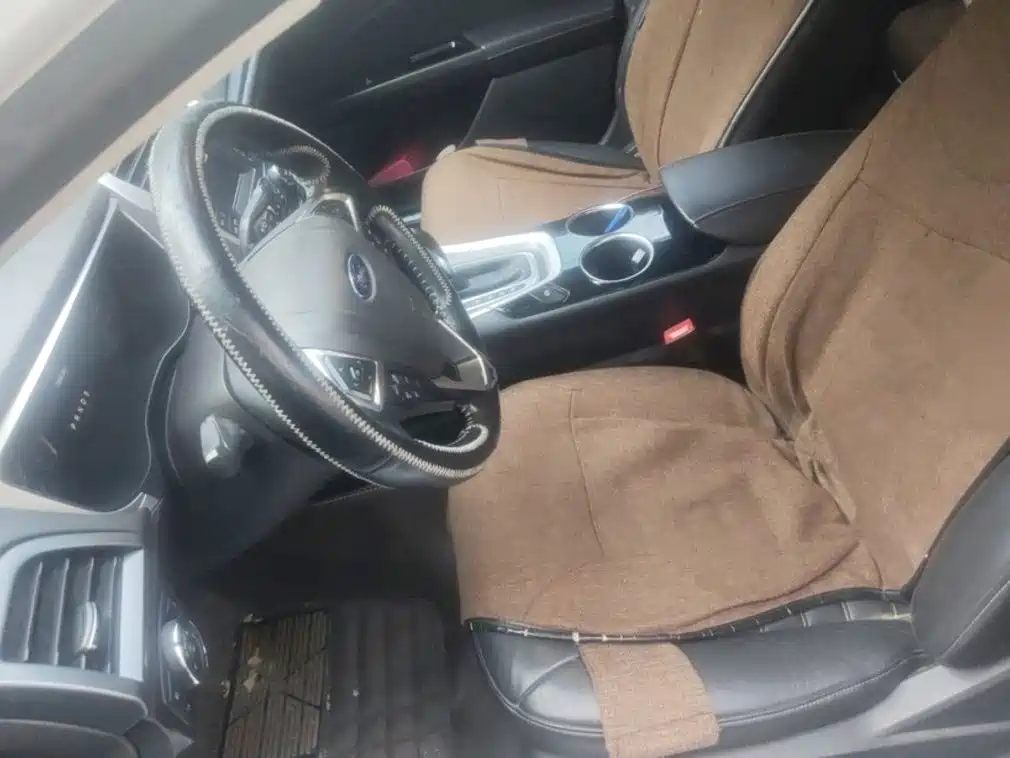 Ford Mondeo — миниатюра 14