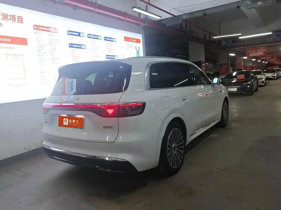 AITO Wenjie AITO M8 — миниатюра 4