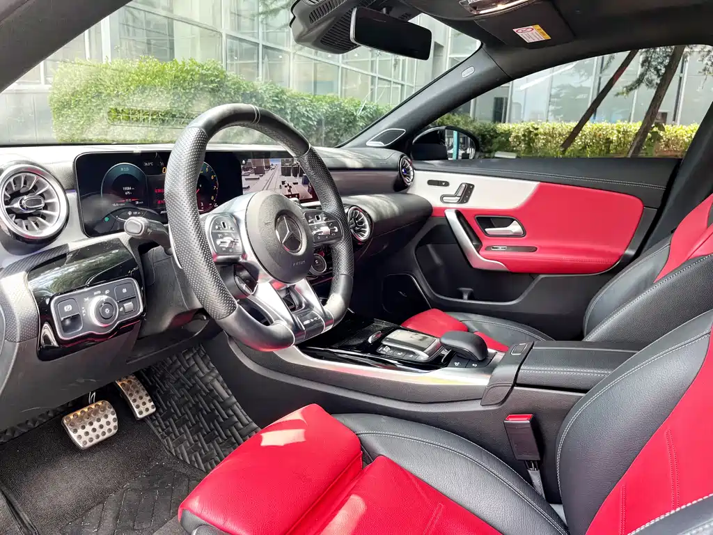 Mercedes-Benz CLA A MG 2023 AMG CLA 35 4MATIC
