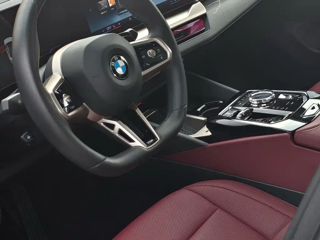 BMW 5 Series — миниатюра 8