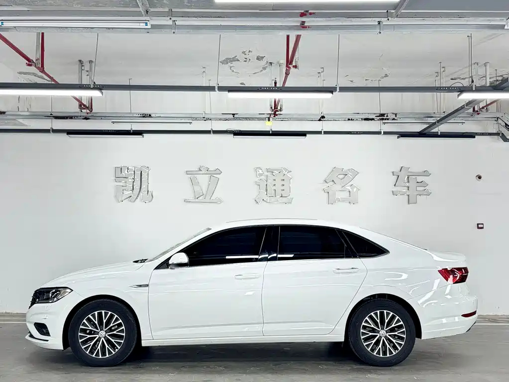 Volkswagen Sagitar — миниатюра 5