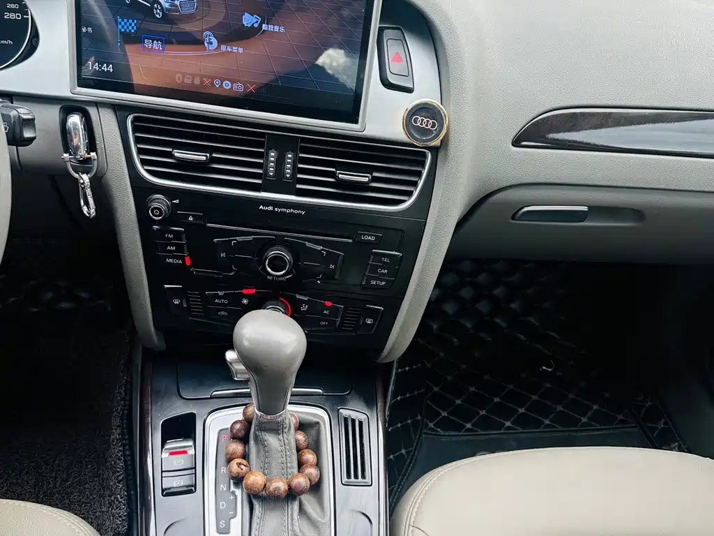 Audi A4L — миниатюра 14