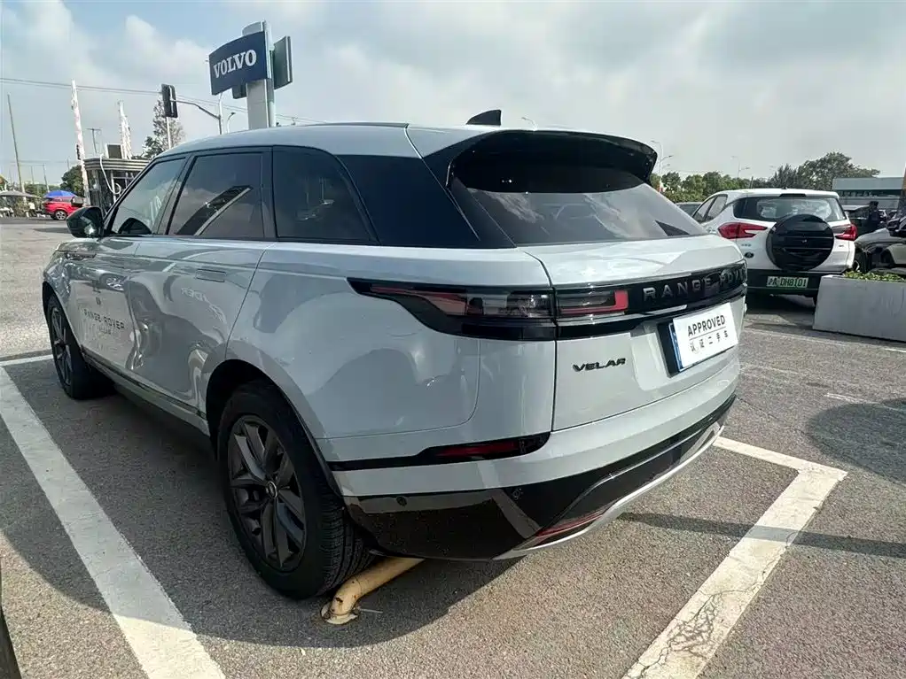 Land Rover Velar — миниатюра 4