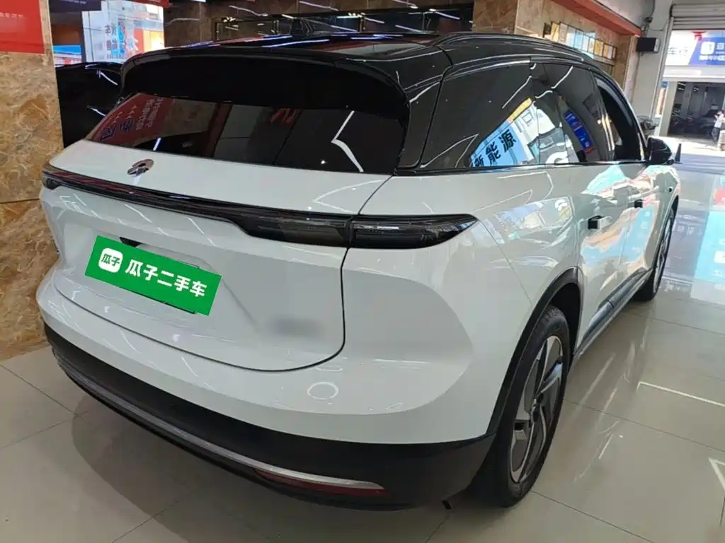 NIO ES6 — миниатюра 7