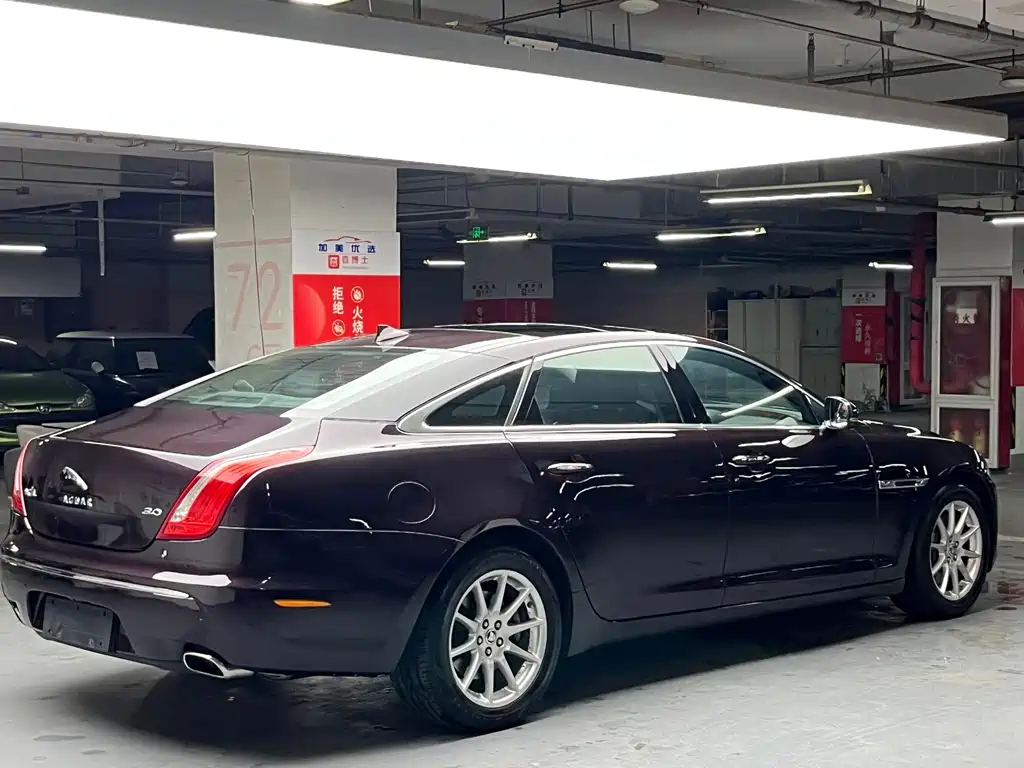 Jaguar XJ — миниатюра 4