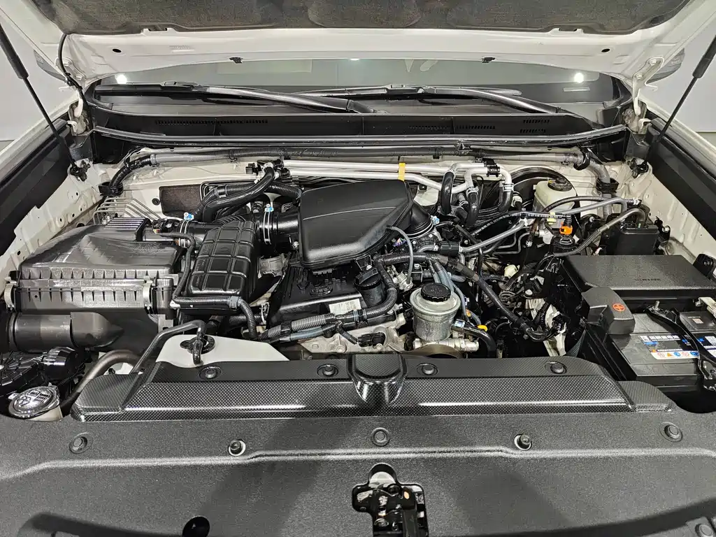 Toyota Land Cruiser Prado 2013 2.7L
