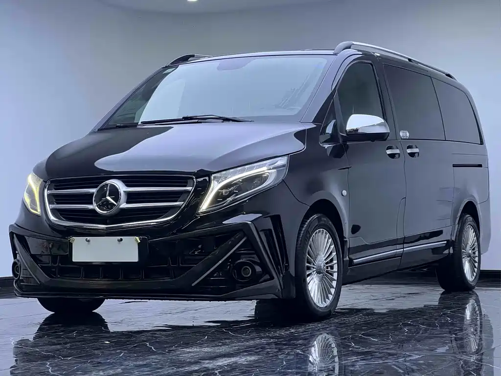 Mercedes-Benz  2019