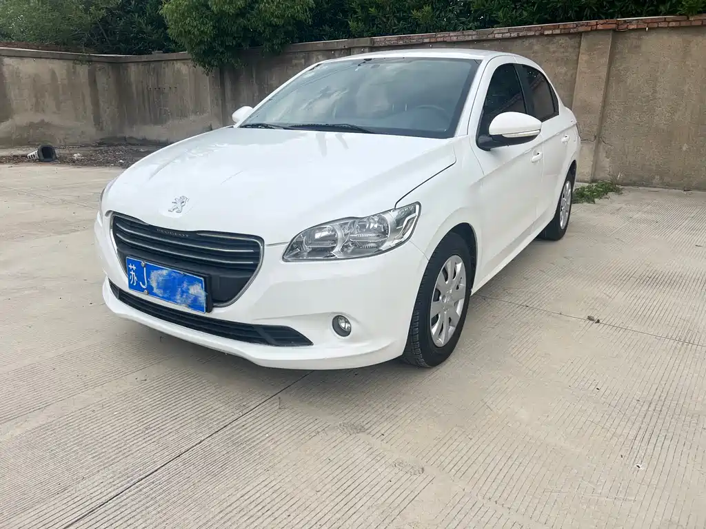Peugeot 301 1.6L Auto Comfort Edition, фото 3