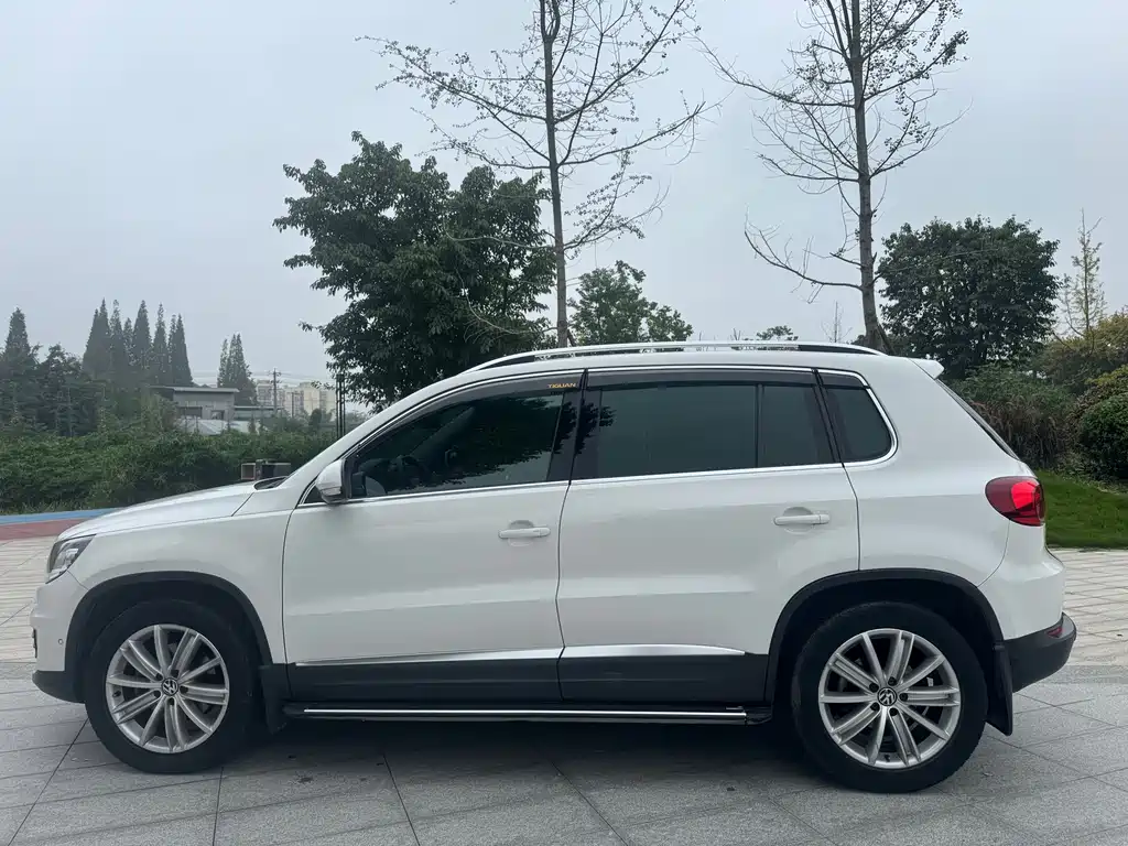 Volkswagen Tiguan 2013 2.0TSI AT Flagship