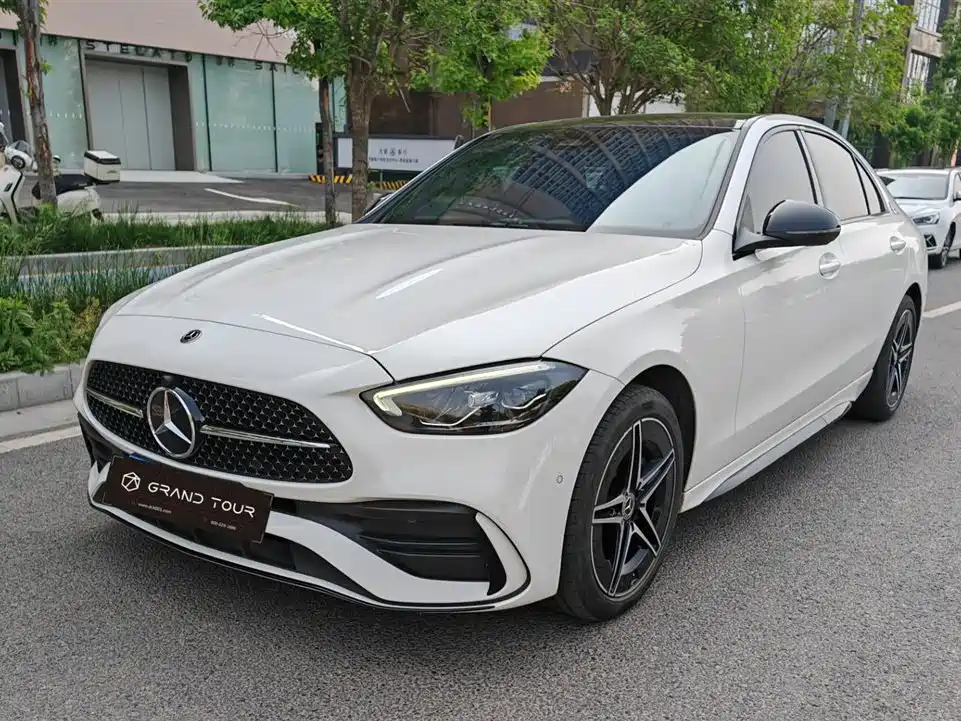 Mercedes-Benz C-Class 2023