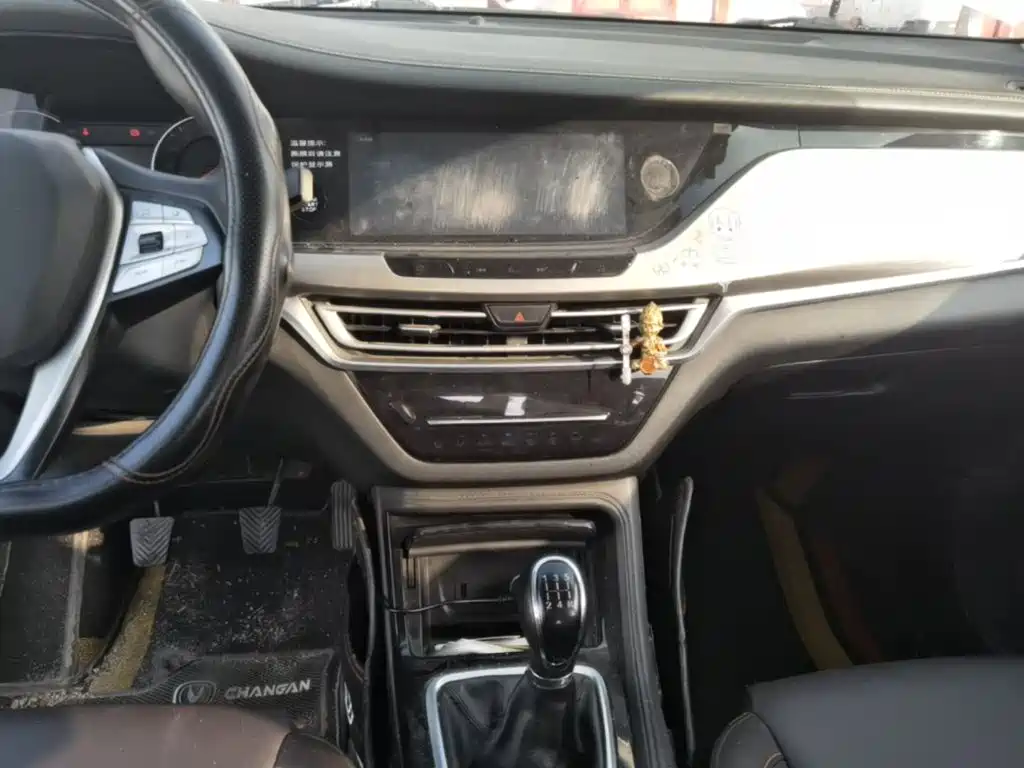 Changan CS35PLUS — миниатюра 13