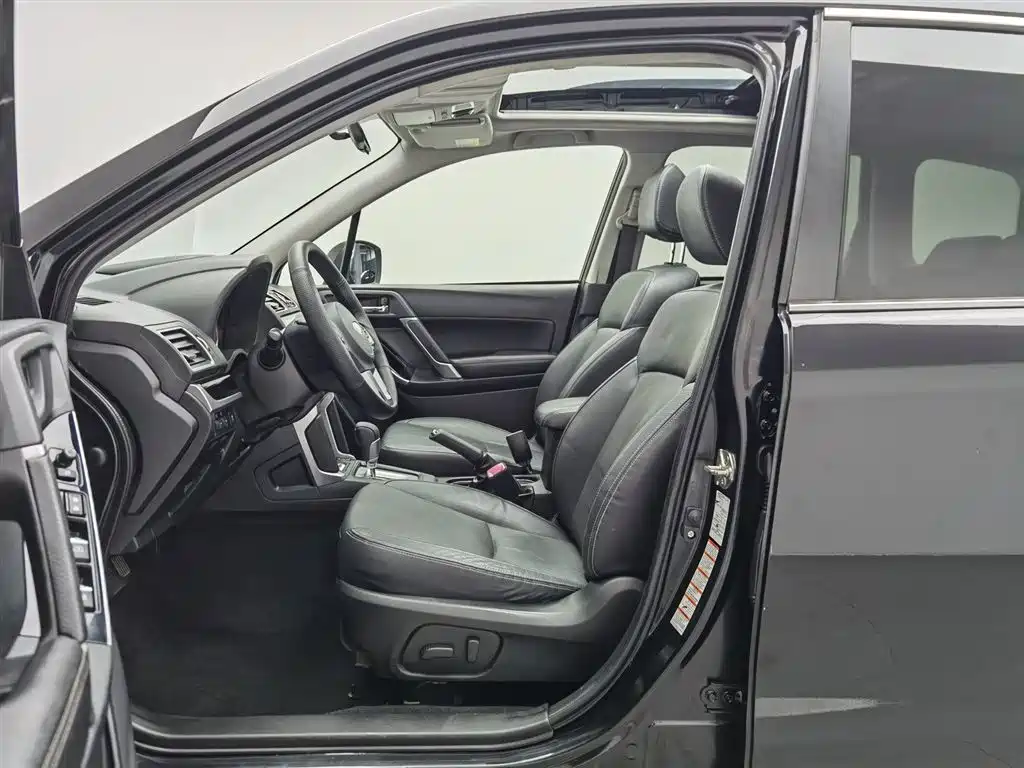 Subaru Forester 2016 2.0i Luxury