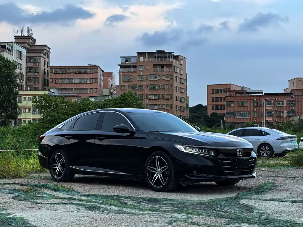 Honda Accord 2022 260TURBO Luxury