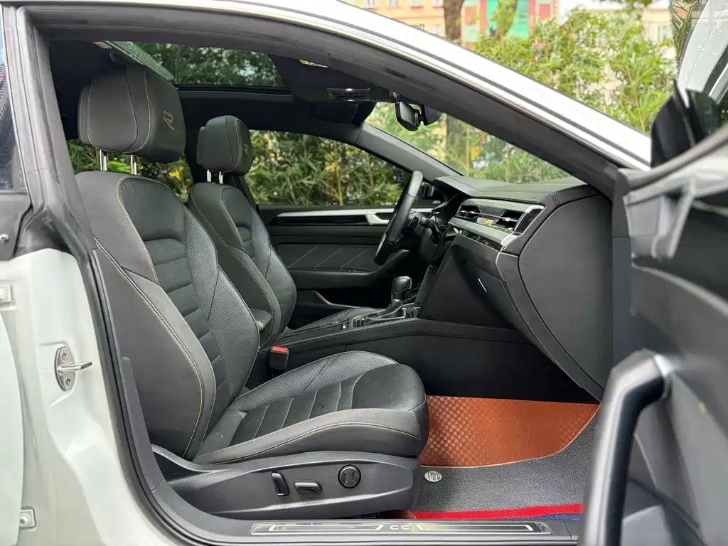 Volkswagen CC — миниатюра 10