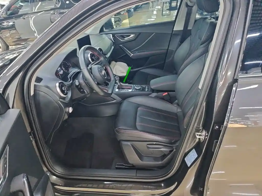 Audi Q2L — миниатюра 15