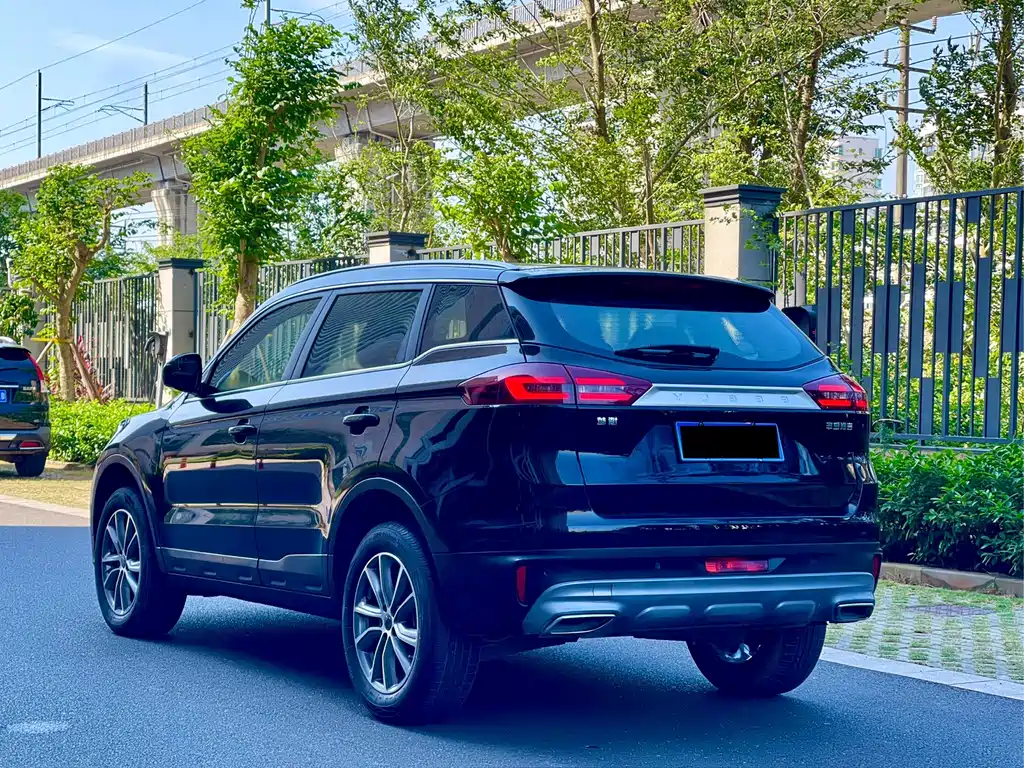 GEELY AUTOMOBILE BOYUE