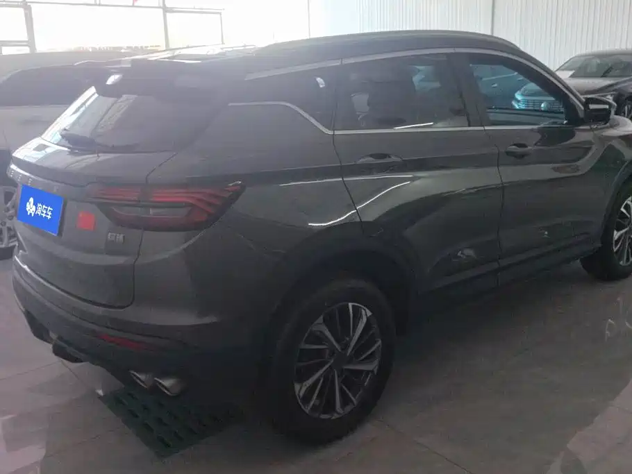 Geely Binyue - фото 3