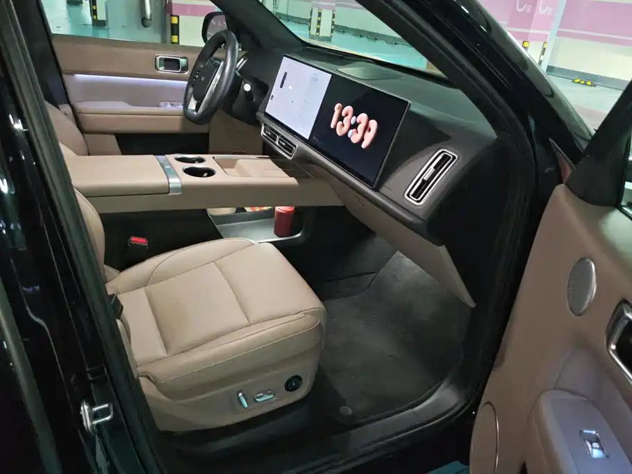 Li Auto L6 2025 Pro