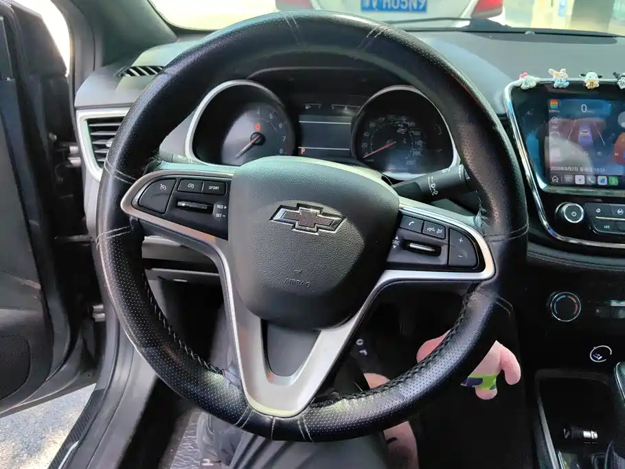 Chevrolet Monza — миниатюра 15