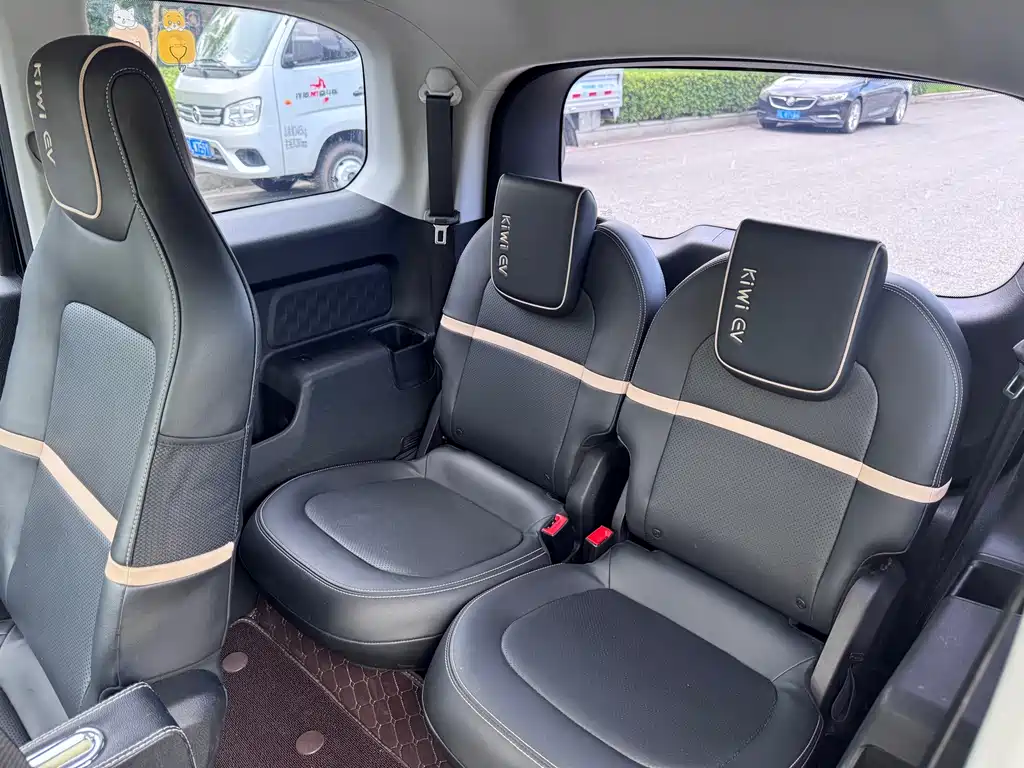 Baojun KiWi EV — миниатюра 9