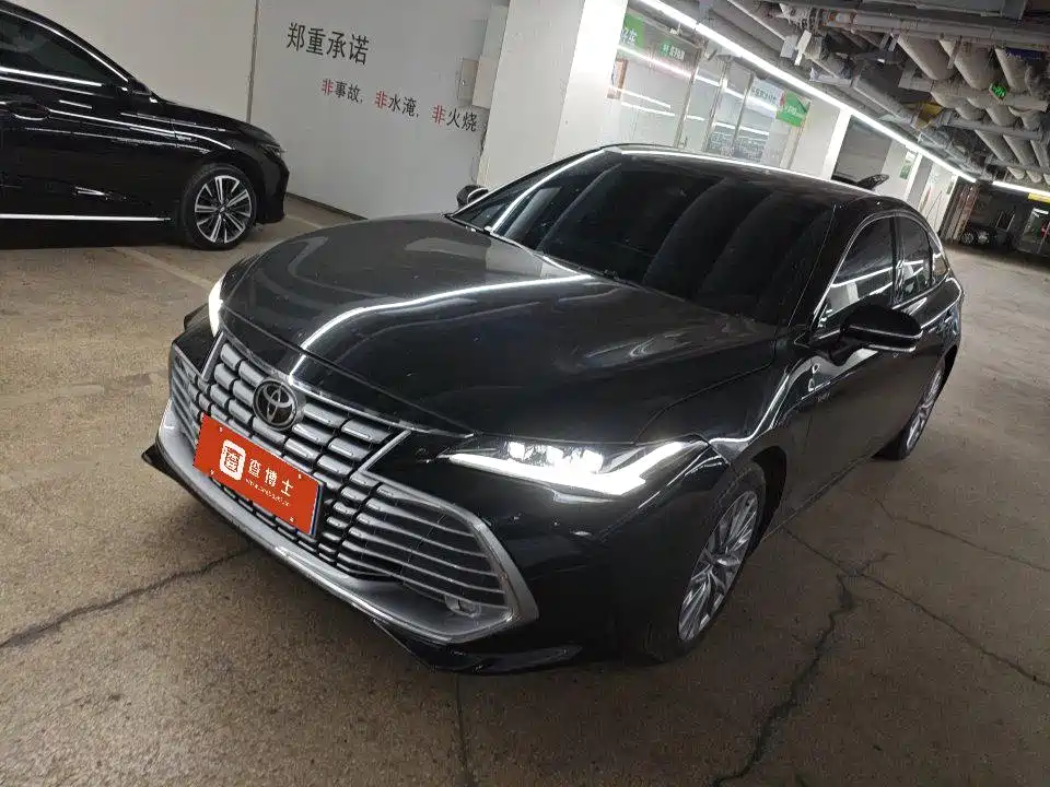 Toyota Avalon 2025
