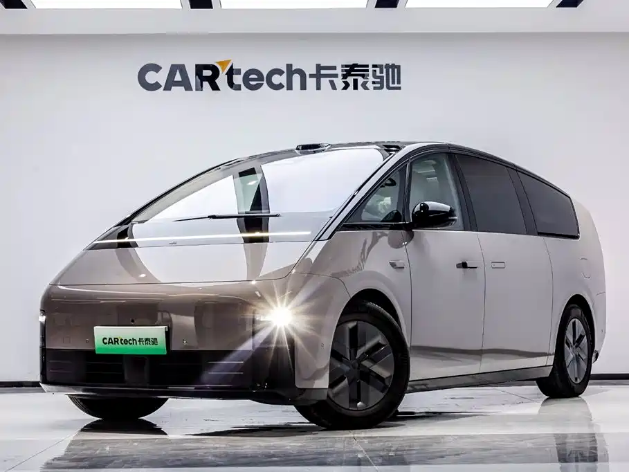 Li Auto Li MEGA — миниатюра 2