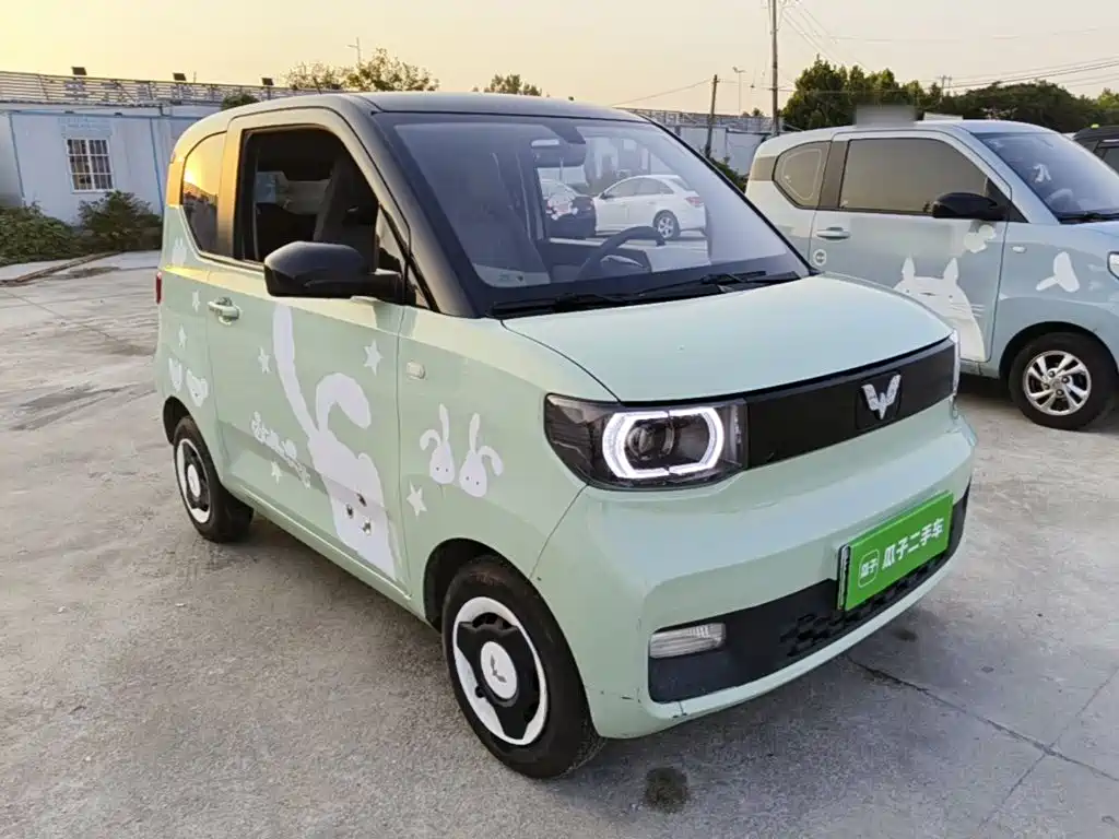 Wuling MINIEV — миниатюра 4