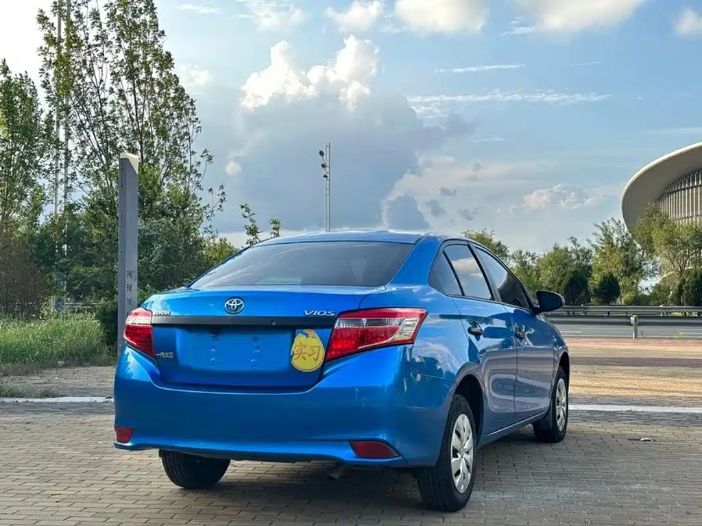 Toyota Vios — миниатюра 4