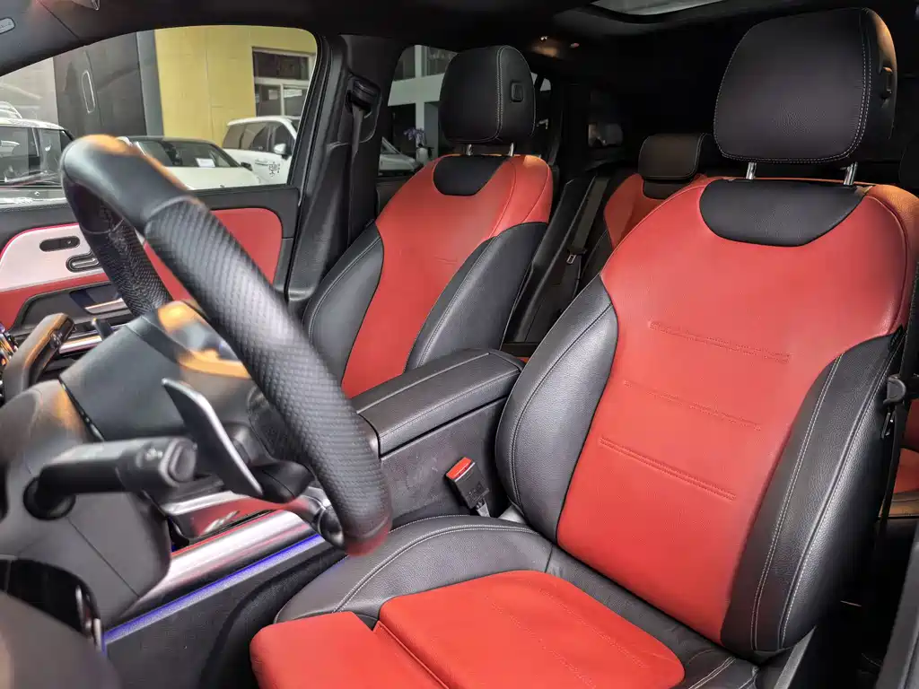 Mercedes-Benz GLA AMG — миниатюра 16