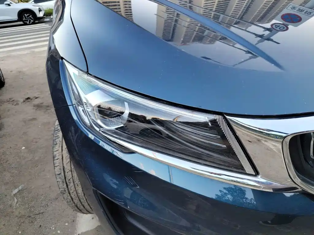 Geely Jia Ji New Energy — миниатюра 7