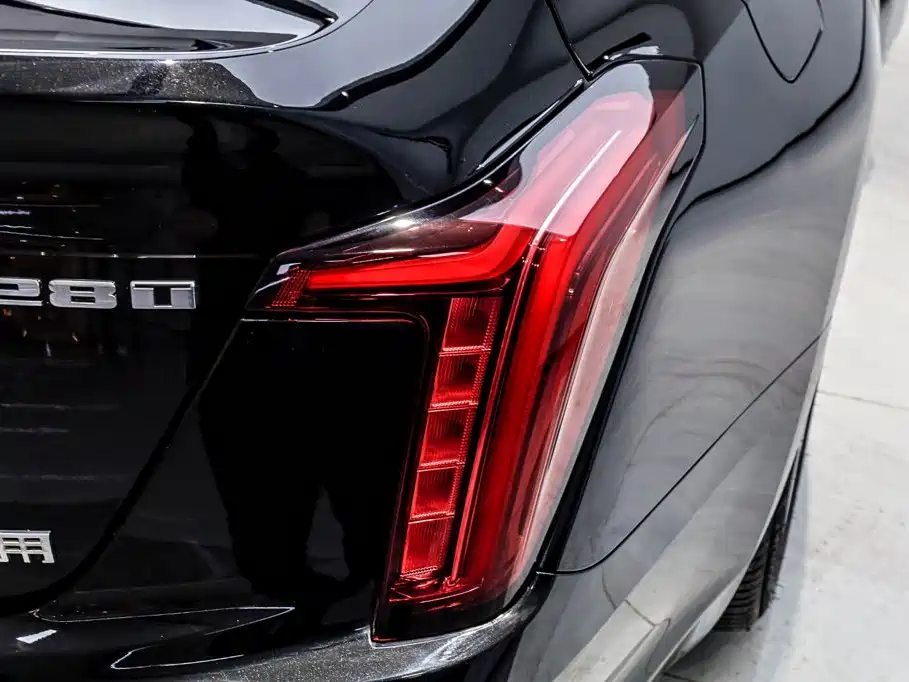 Cadillac CT5 — миниатюра 27
