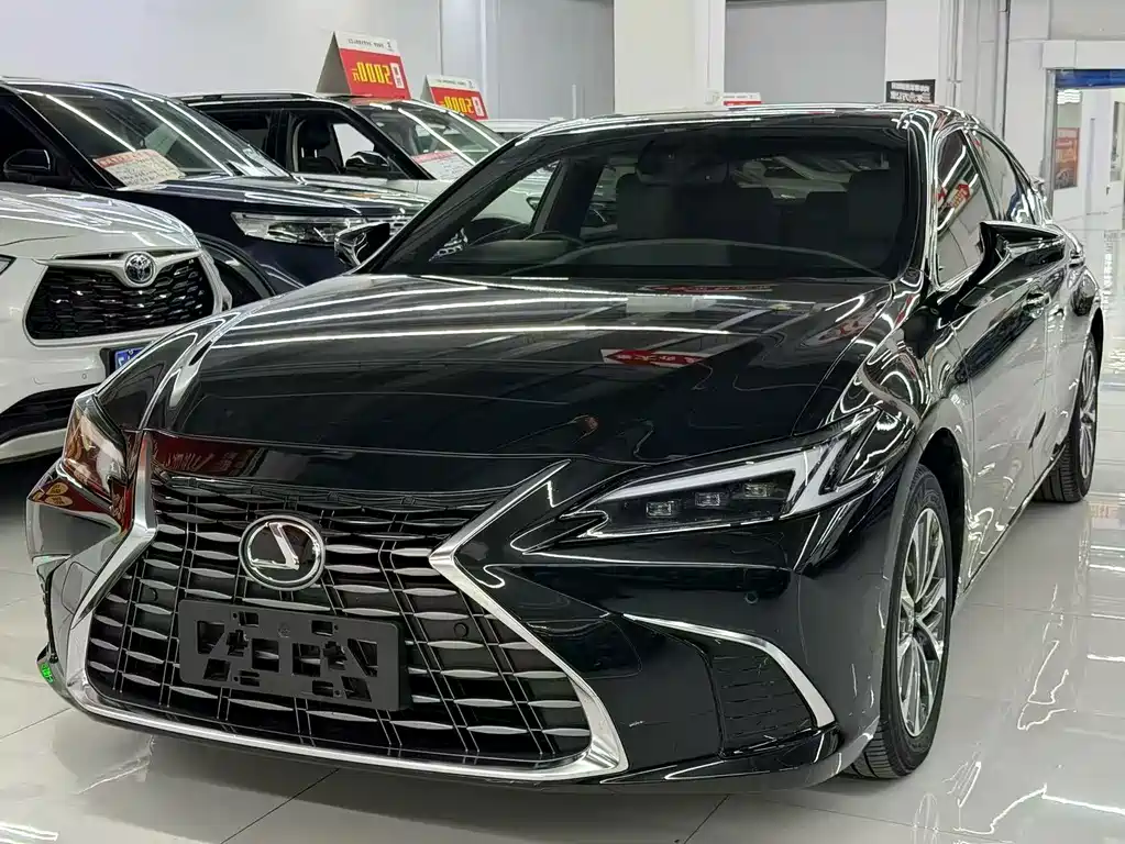 Lexus ES — миниатюра 3