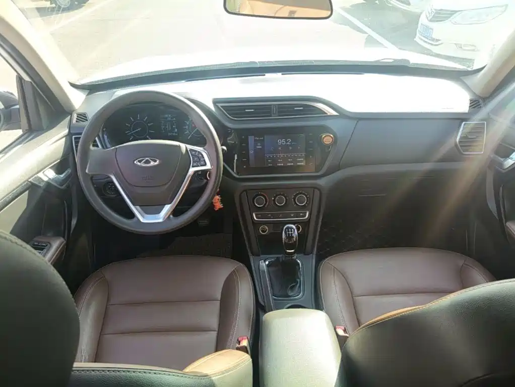 Chery Tiggo 3 — миниатюра 10