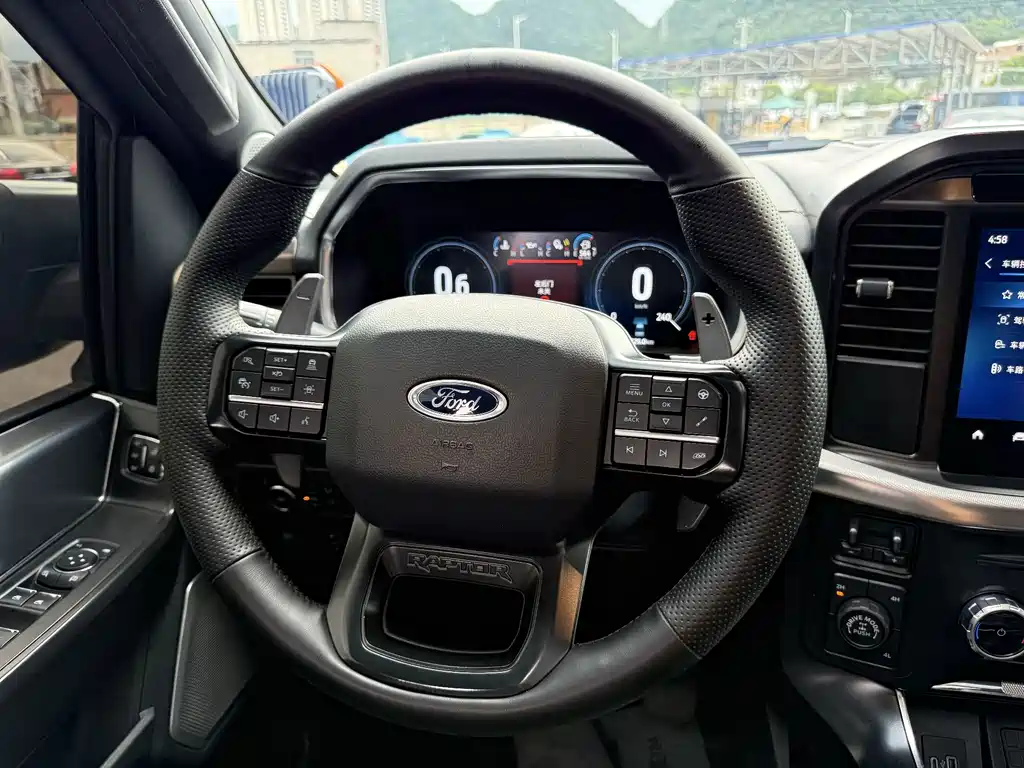 Ford F-150 Raptor — миниатюра 7