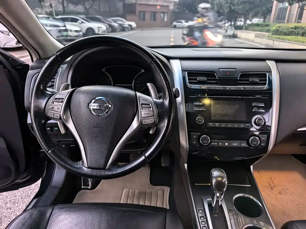 Nissan Teana — миниатюра 9