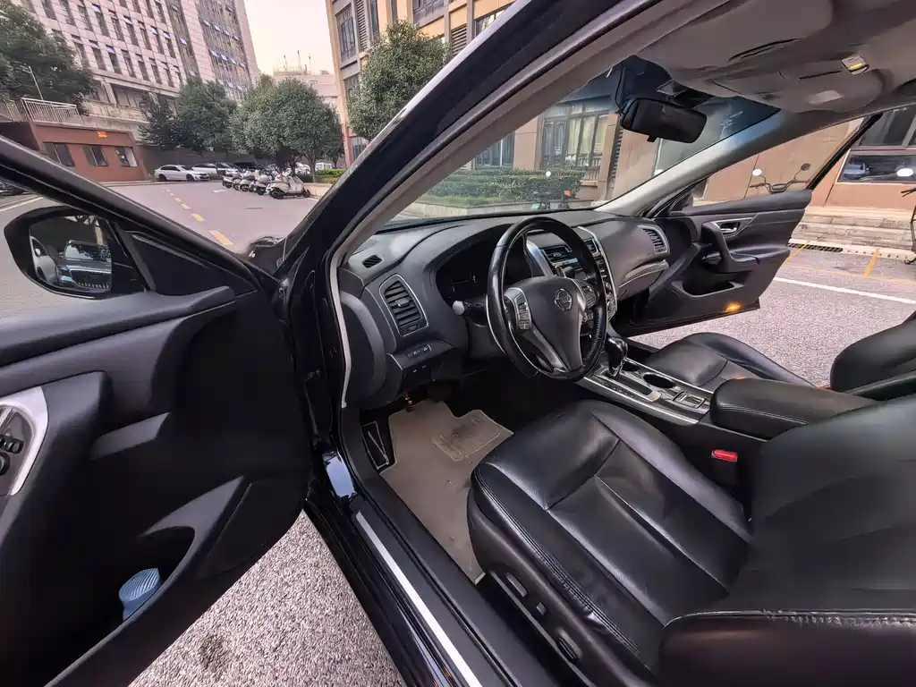 Nissan Teana — миниатюра 8