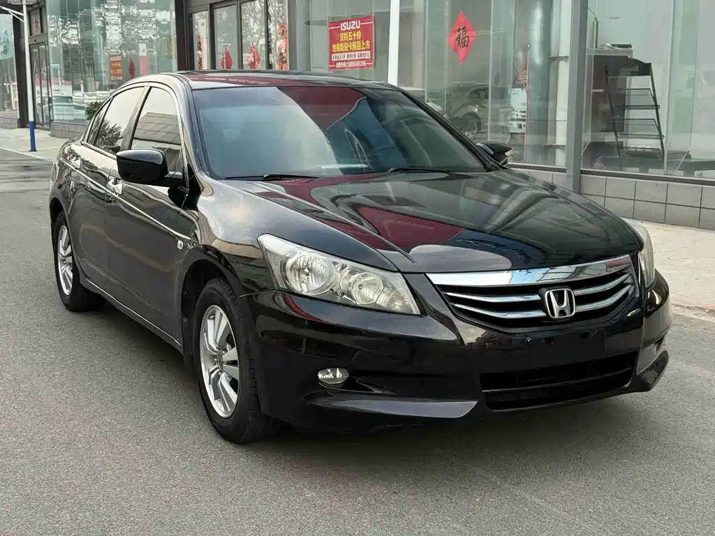 Honda Accord — миниатюра 6