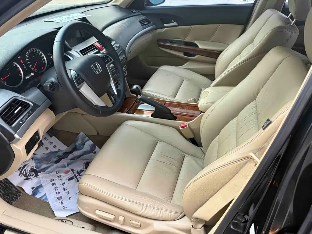 Honda Accord — миниатюра 10