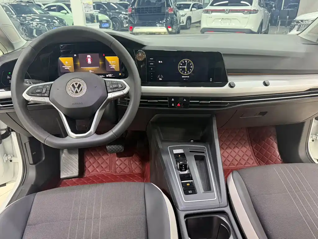 Volkswagen Golf — миниатюра 18