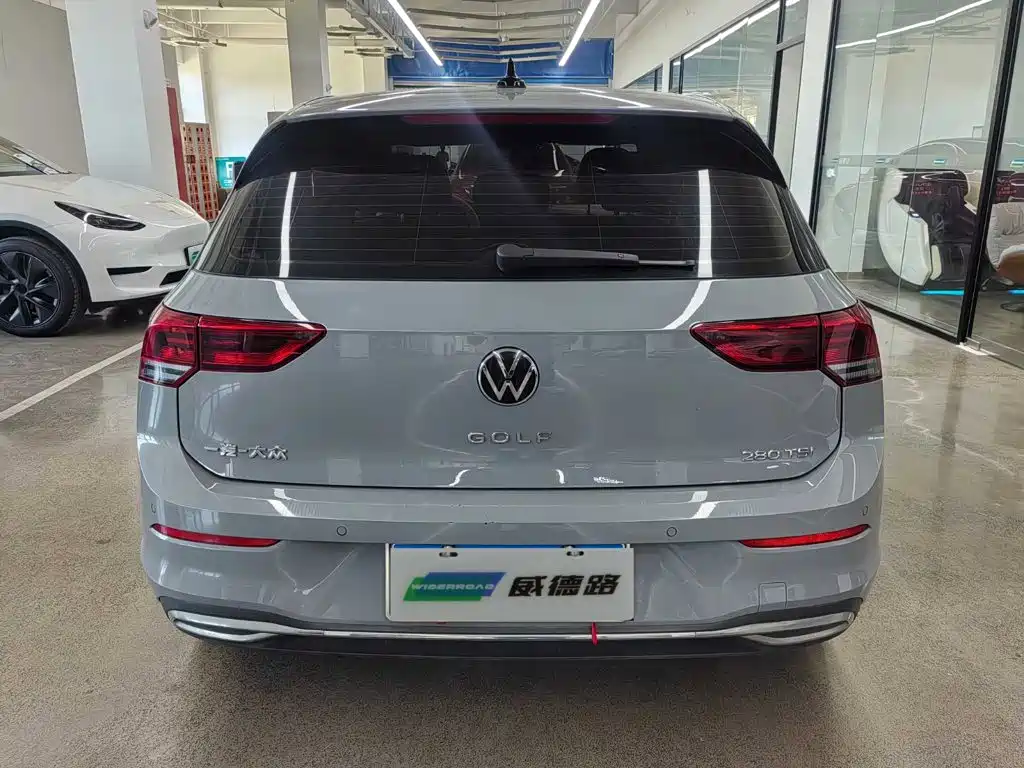 Volkswagen Golf — миниатюра 4