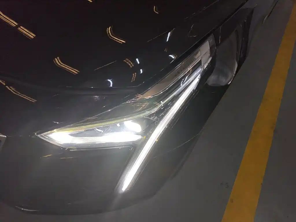 Cadillac CT6 — миниатюра 24
