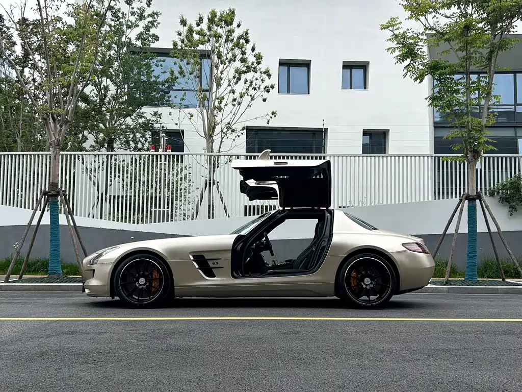 Mercedes-Benz SL S-Class A MG SLS AMG 2011 SLS AMG