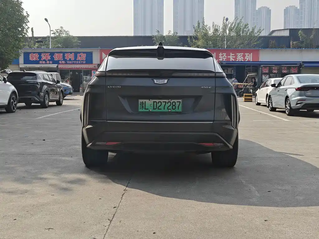 Cadillac Lyriq — миниатюра 7